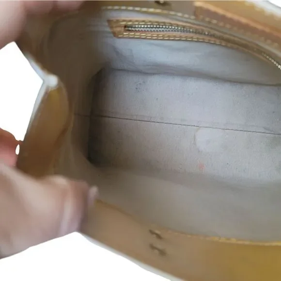 Vernis Reade PM Tote by LV - Picture 5 of 6